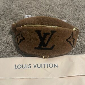 Brown Fleece Crossbody Bag with Gold Zipper